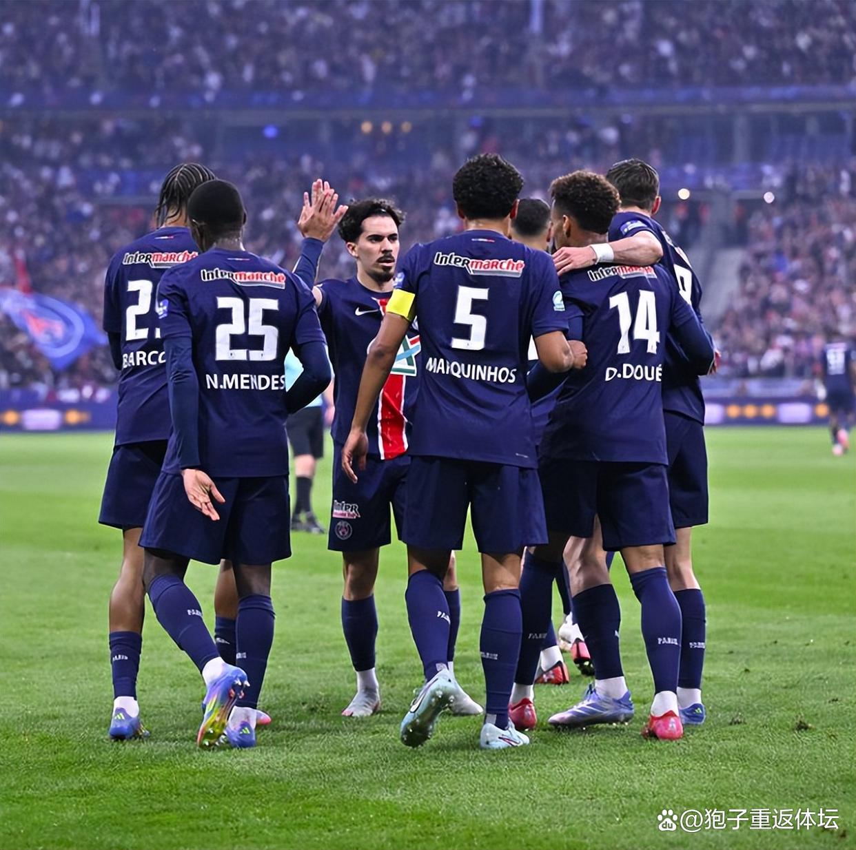 爱游戏体育官网-包含今晨罗马迎来里程碑：法国杯节点到来，悬念犹存，赛程密集仍需轮换的词条-爱游戏体育官网